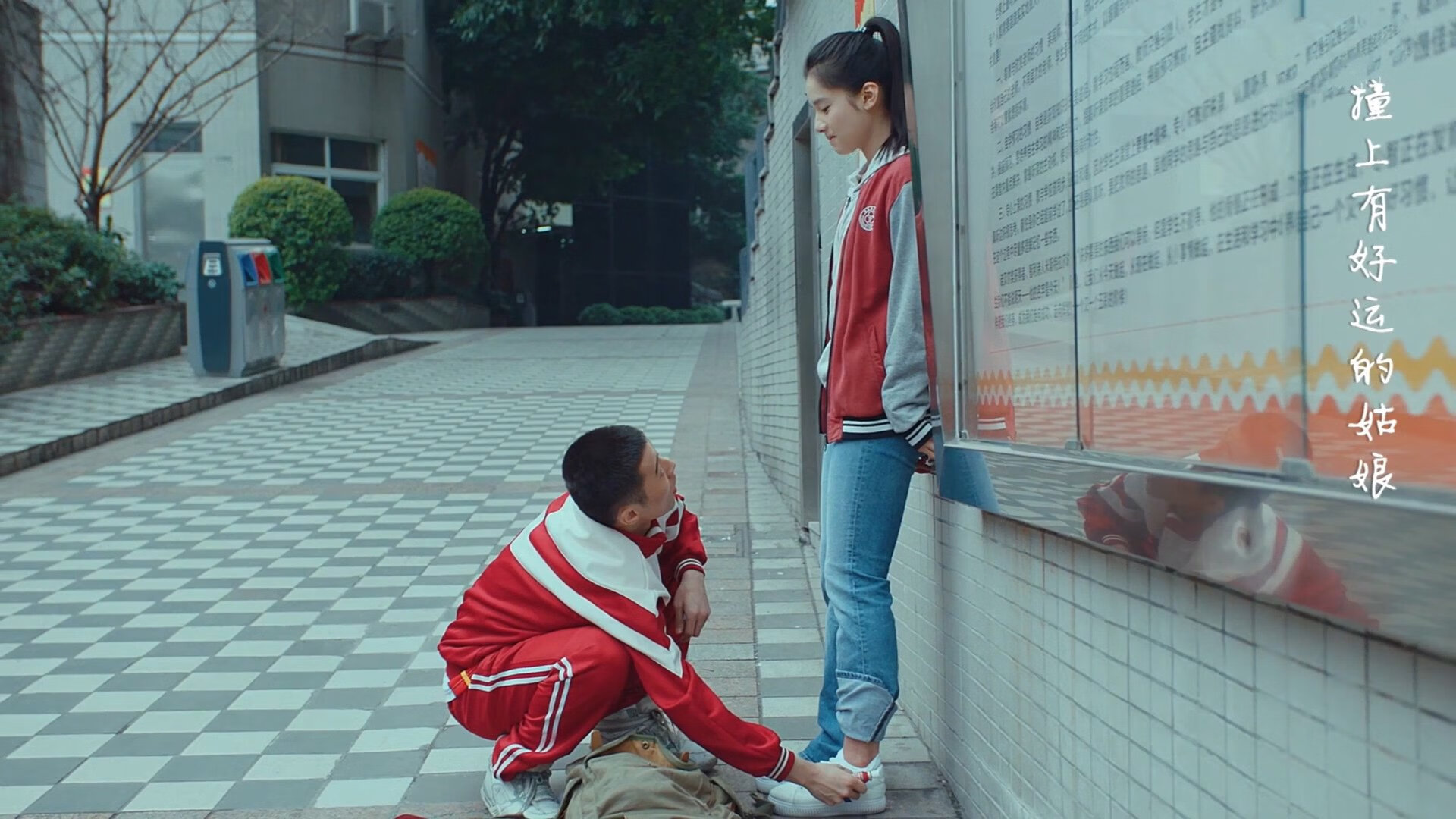 爱游戏app下载-前锋连续进球，表现火爆引发球迷关注，前锋进球排名